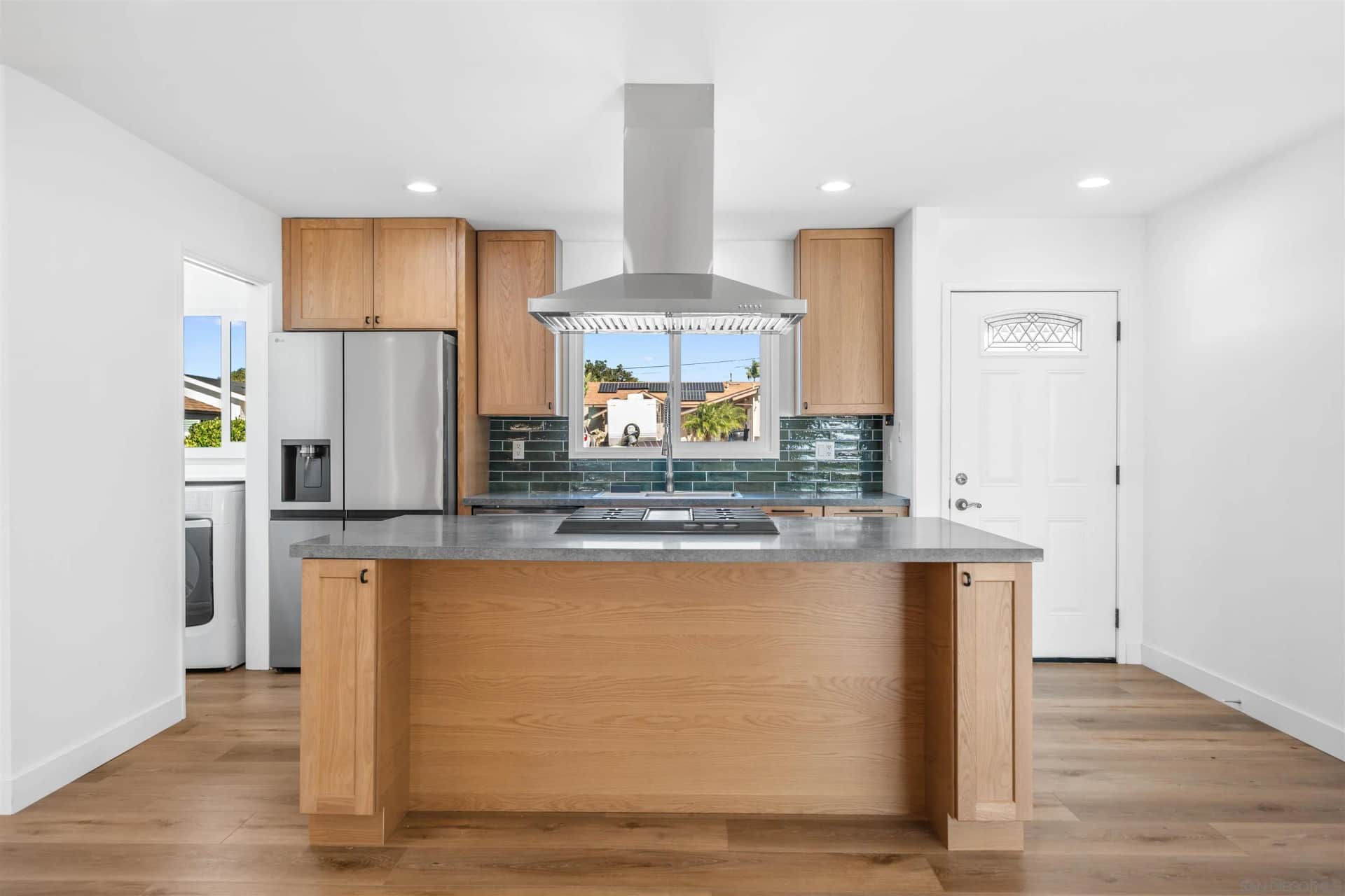 5017 Mount Gaywas Dr, Clairmont Mesa, CA 92117 - Photo 5 of 45, Clairmont Mesa, CA