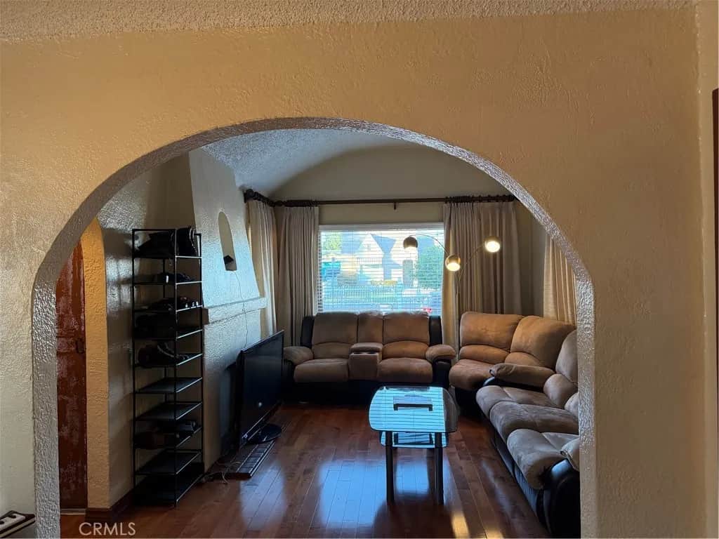 514 W 102nd, Los Angeles, CA 90044 - Photo 3 of 13, Los Angeles, CA