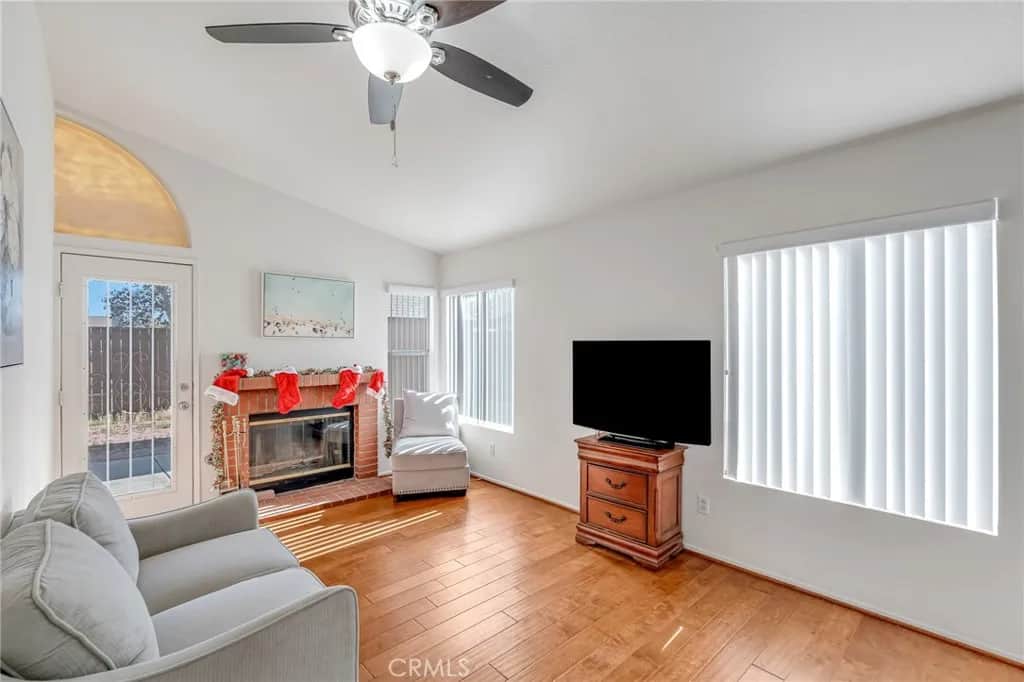 12709 Gaines, Victorville, CA 92392 - Photo 4 of 26, Victorville, CA