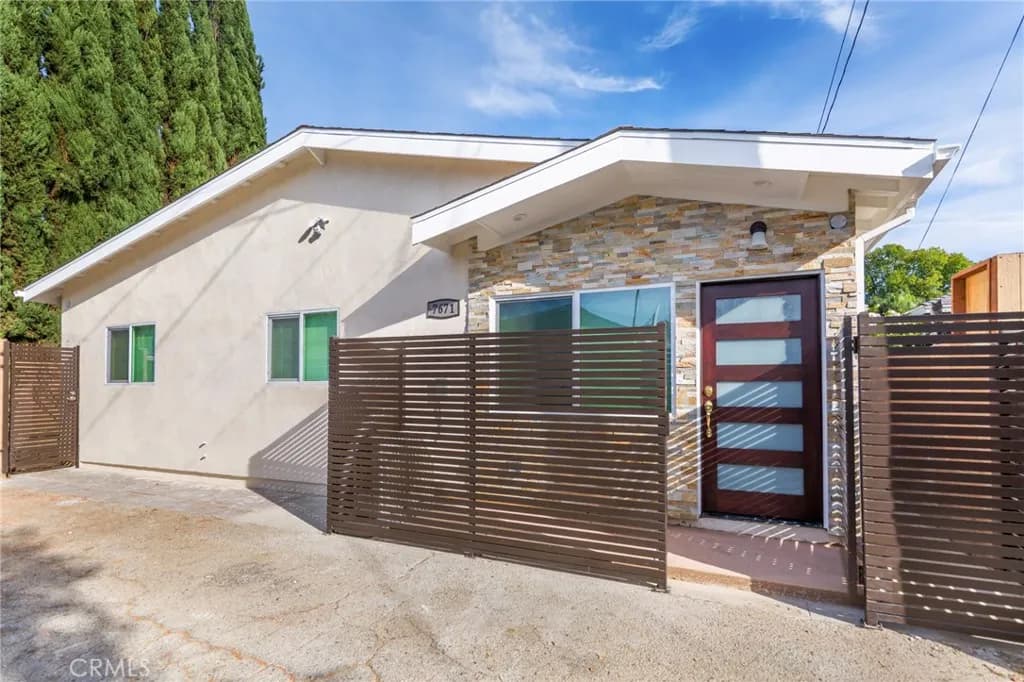 7671 Quakertown Avenue, Winnetka, CA 91306 - Main photo, Winnetka, CA