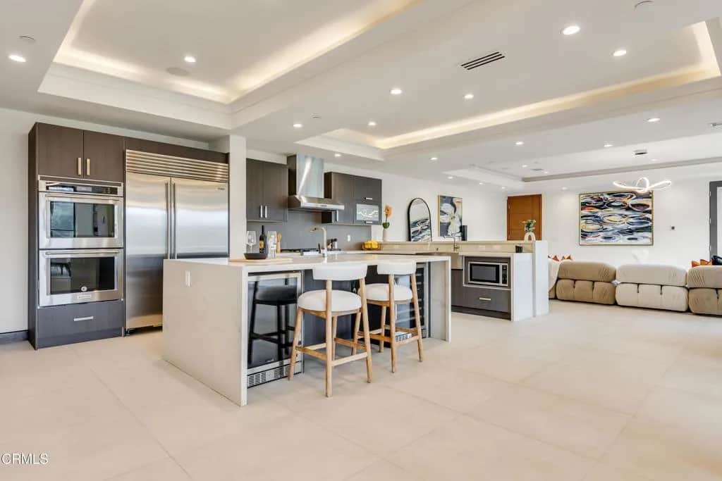 12480 Viewcrest Road, Los Angeles, CA 91604 - Photo 4 of 69, Los Angeles, CA