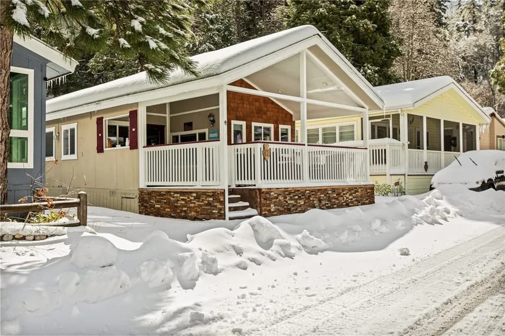 27500 State Highway 189 Unit 81, Lake Arrowhead, CA 92352 - Main photo, Lake Arrowhead, CA